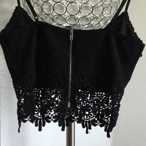 Black lace bralette - Picture 3 of 3